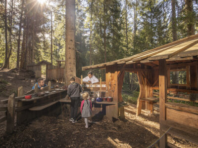 Einblick in das Zauberdorf im Juppi Zauberwald © Alpbachtal Tourismus