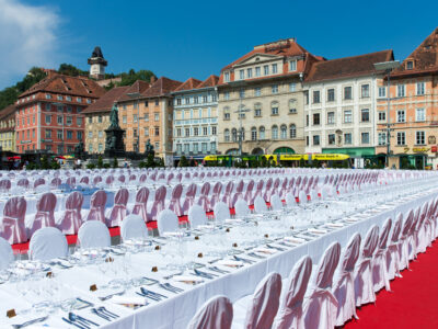 Lange Tafel der GenussHauptstadt Graz, (c) Graz Tourismus - Harry Schiffer