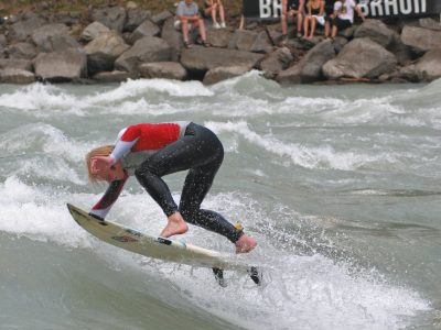 Riversurfen Welle Silz 1 © Area 47 Riversurfen Welle Silz 1 © Area 47