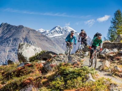 Mit den Guides der AREA 47 im Ötztal kann man auch geführte Mountainbike-Touren machen.  © Rudi Wyhlidal Mit den Guides der AREA 47 im Ötztal kann man auch geführte Mountainbike-Touren machen.  © Rudi Wyhlidal