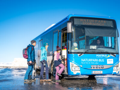 Naturparkbus im Naturpark Dobratsch. © Region Villach Tourismus, Michael Stabentheiner