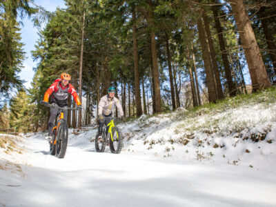 Fatbiken auf Thüringens ersten Winterradweg © Regionalverbund Thüringer Wald, Adrian Seeber