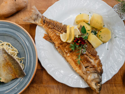 Köstlichen Fisch gibt es zum Beispiel im Gasthof Luger; © WGD Donau Oberösterreich Tourismus GmbH, CM Visuals © Tourismusverband Donau Oberösterreich CM-Visuals´