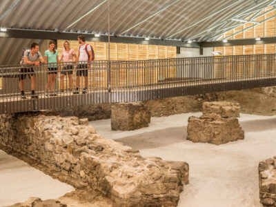 Beeindruckend:  die Mauern der Römerburgus Oberranna; ©WGD Donau Oberösterreich Tourismus GmbH, Hochhauser