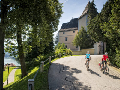 Radurlauber steuern gern Schloss Greinburg an, ©WGD Donau Oberösterreich Tourismus GmbH, Erber