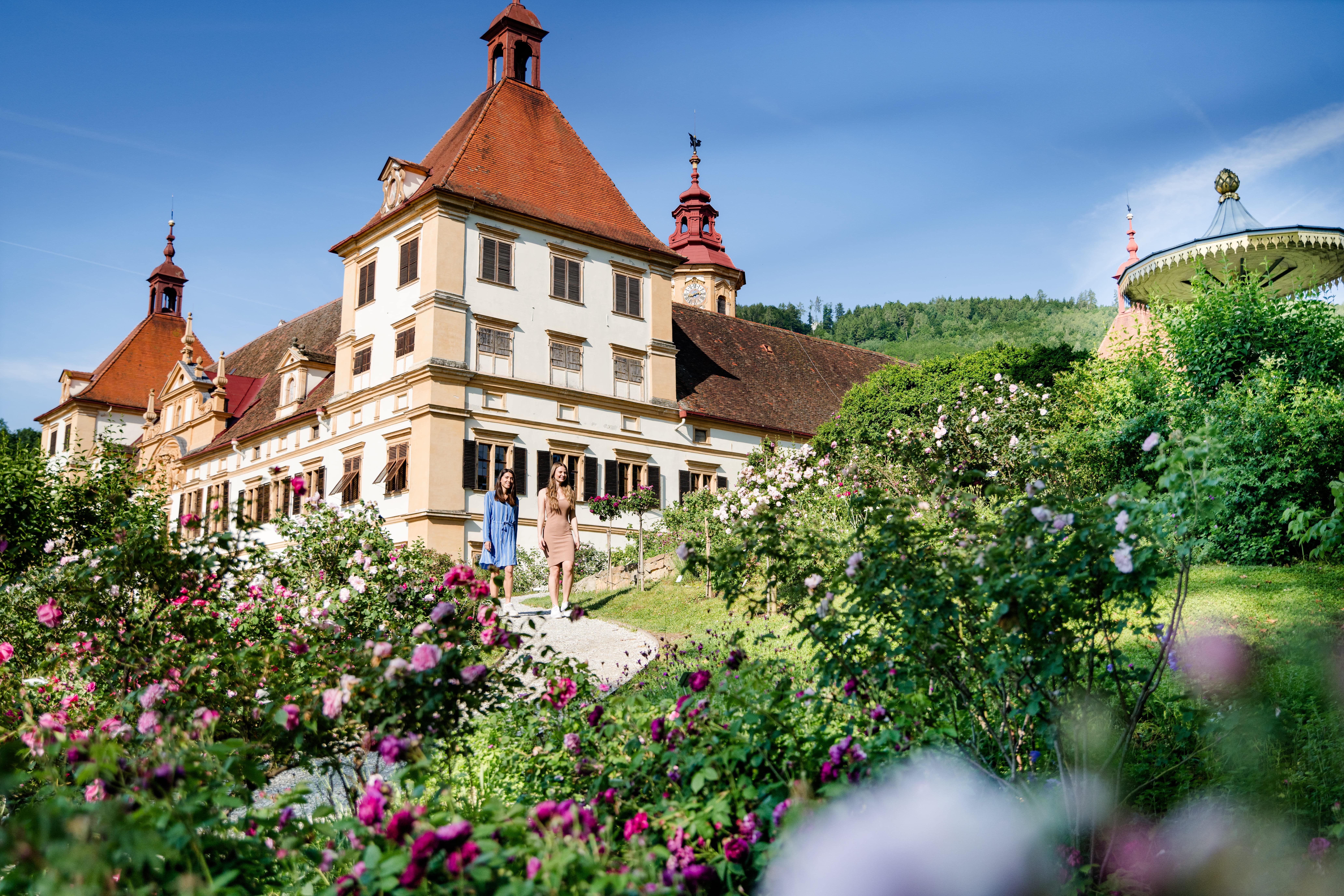 Schloss Eggenberg in Graz ist die größte barocke Schlossanlage der Steiermark. Hier sind Sammlungen des Universalmuseums Joanneum untergebracht. © Graz Tourismus/Mias Photoart Schloss Eggenberg in Graz ist die größte barocke Schlossanlage der Steiermark. Hier sind Sammlungen des Universalmuseums Joanneum untergebracht. © Graz Tourismus/Mias Photoart