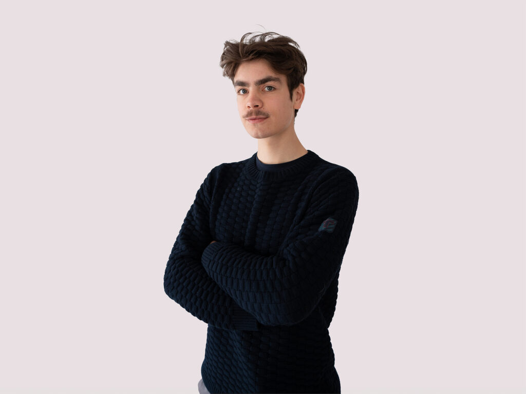 20250605_JakobohneKoffer 20250605_JakobohneKoffer