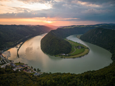 Eines der Highlights am Donausteig: die berühmte Donauschlinge. © Tourismusverband Donau Oberösterreich, Kuscheiart